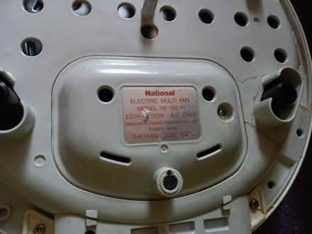 Photo of free Electric non-stick Pan (Collyhurst M40) #3