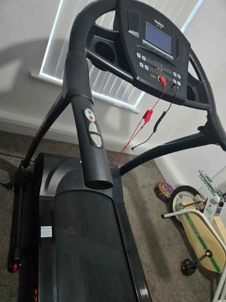 Photo of free Reebok ZR9 (St asaph LL17) #2