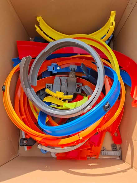 Photo of free Hotwheels Track (Seaside BN23) #1