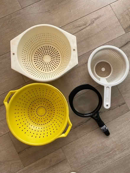 Photo of free Colanders and strainers (East Palo Alto) #1