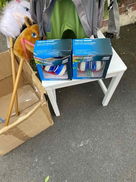 Photo of free Wireless headphones x 2 (BS5 St George) #1