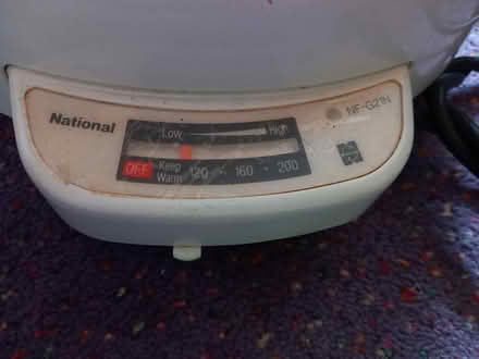 Photo of free Electric non-stick Pan (Collyhurst M40) #2
