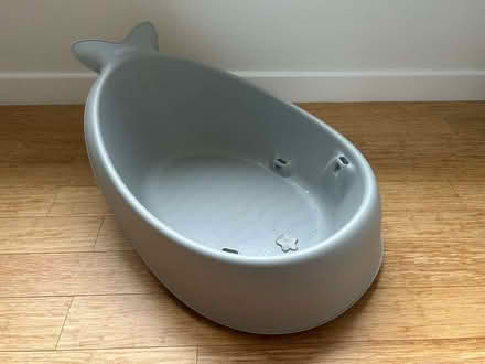 Photo of free Skip Hop Moby Smart Sling 3-Stage Baby Bath Tub, Grey (Lodge Moor S10) #3