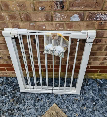 Photo of free Baby gates, stairs protection (SE18) #2