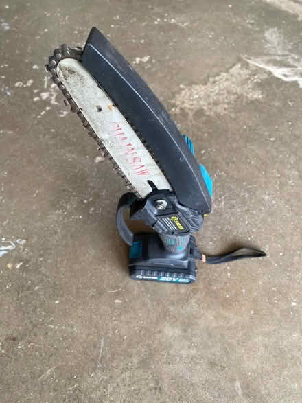 Photo of free Mini Battery chain saw (Bolingbrook) #1
