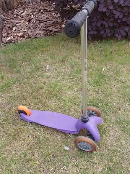 Photo of free Scooters (Crosspool S10) #4