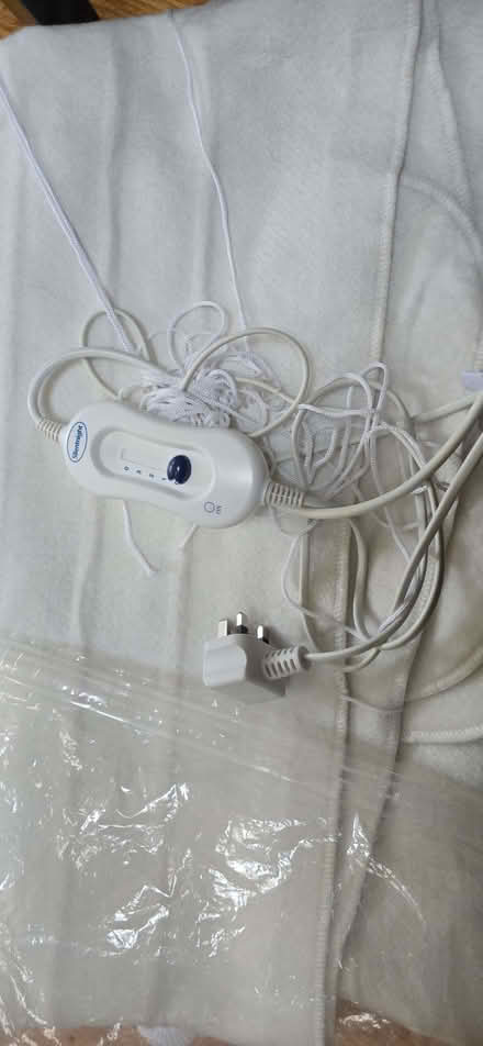 Photo of free Heated silentnight underblanket (Sutton SM1) #1