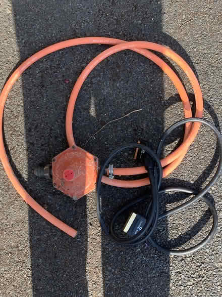 Photo of free Gas regulator and garden tools (Tenbury Wells WR15) #2