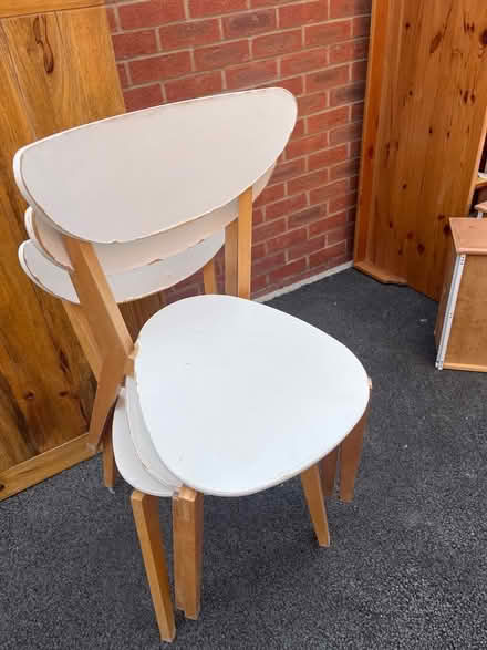 Photo of free 4 rather battered chairs (Charlton OX12) #1
