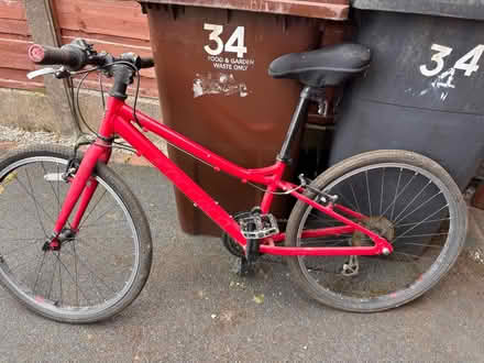 Photo of free junior size bike (OL7 ashton under lyne) #1
