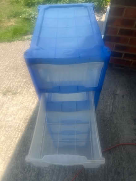 Photo of free 6 plastic drawers (TW13) #3