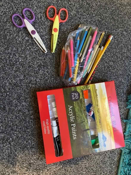 Photo of free Craft items (DE24) #1