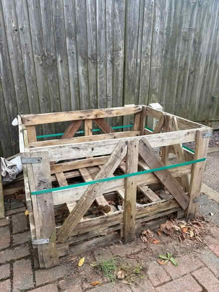 Photo of free Crate (Seaside BN23) #1