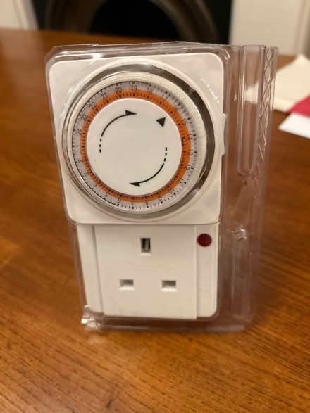 Photo of free Plug-in timer switch (Chiswick W4 near High Road) #1