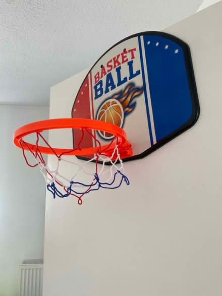 Photo of free Over the door basketball set (Stevenage SG1) #1