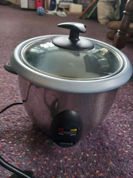 Photo of free Small Rice Cooker (Collyhurst M40) #1