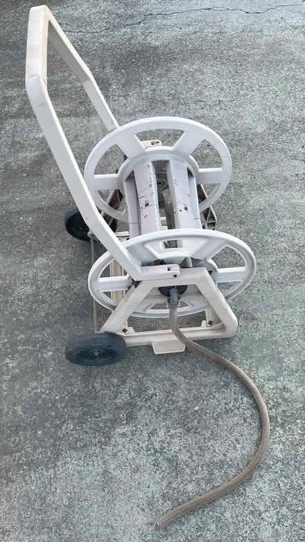 Photo of free Garden hose reel cart (Near De Anza College) #3