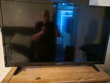 Photo of free Television (Herdings S14) #1