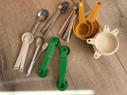 Photo of free Measuring spoons and cups (East Palo Alto) #1