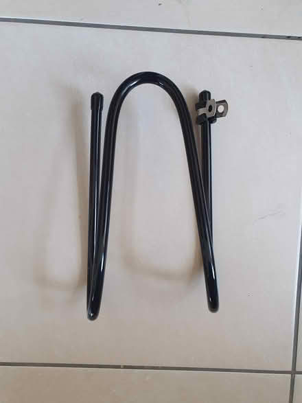 Photo of free hanger for use on a fence (Forhill B38) #1
