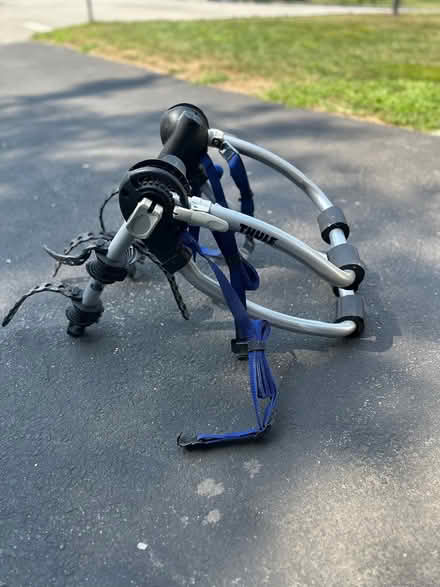 Photo of free 2 bike trunk rack (Ossining, NY) #1