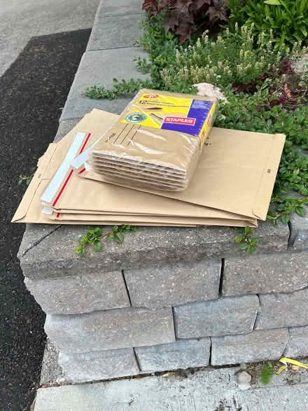 Photo of free Curb Alert: New Padded Envelopes (Dufferin/Rogers) #1