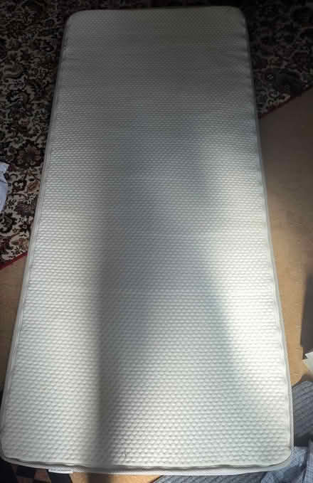 Photo of free Sleeping bag (B12) #1