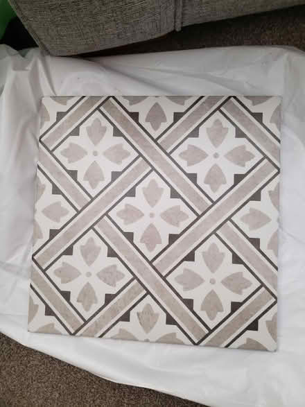 Photo of free Floor/wall tiles x 6 (CH49) #1