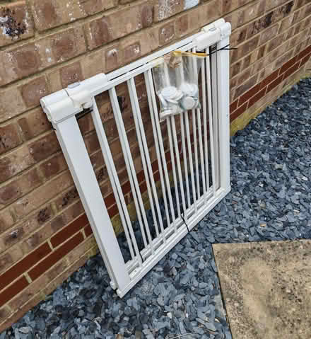 Photo of free Baby gates, stairs protection (SE18) #1
