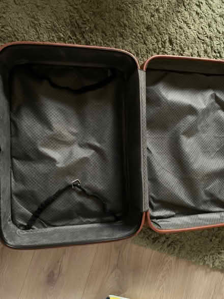 Photo of free Old style small suitcase (Innsworth GL3) #4