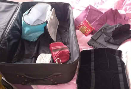 Photo of free holiday case with accessories (Bexhill-on-Sea) #2
