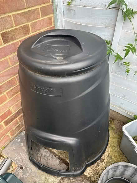 Photo of free Compost bin (RH6 Horley) #1
