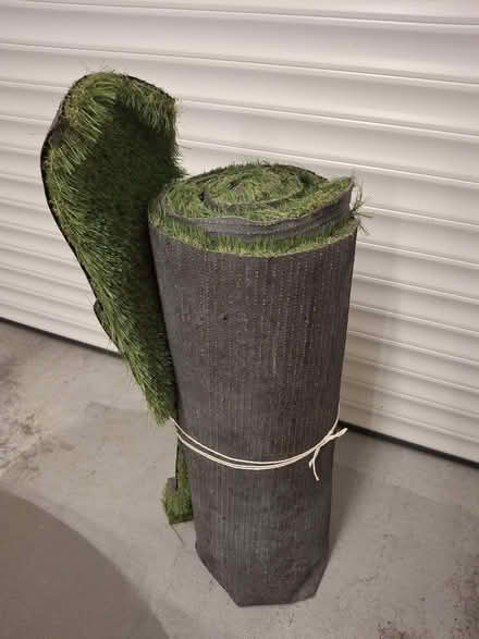 Photo of free 2 pieces of astroturf offcuts 2m X 80cm (Broxbourne EN10) #1