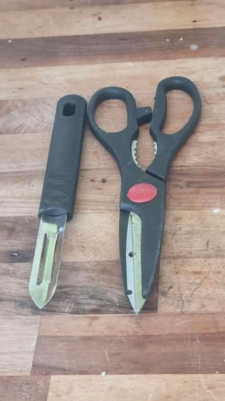 Photo of free Kitchen utensils (Dagenham RM9) #2