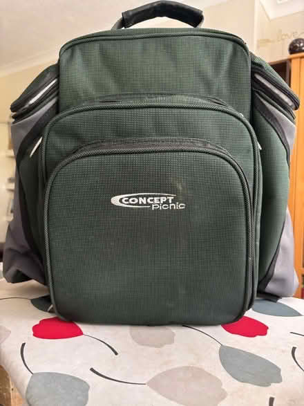 Photo of free Picnic Backpack (Brookwood GU24) #1