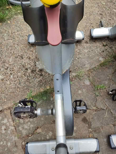 Photo of free Livestrong spin bike (How Wood AL2) #4