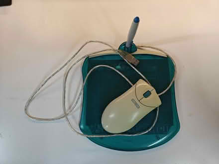 Photo of free Wacom Graphire 1 with pen and (Barnacle CV7) #1