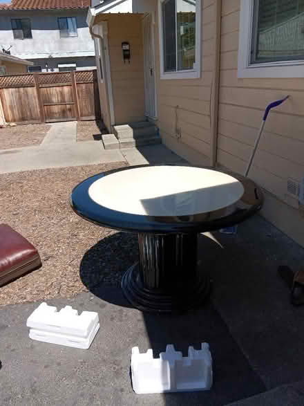 Photo of free table (Union City) #2