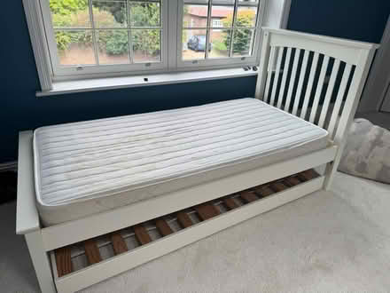 Photo of free Bunk with pullout (KT7 - Thames Ditton) #1