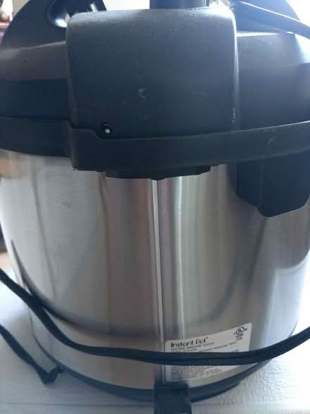 Photo of free 6qt Instapot (Torrance 90505) #3