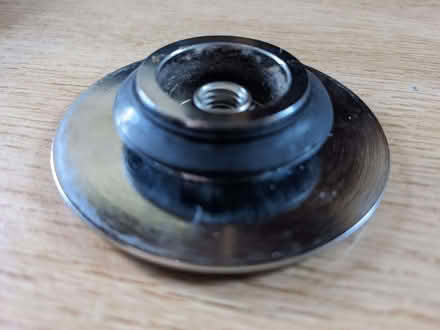 Photo of free 1½" Chrome brass large clicker basin waste, slotted tail (Fulwood S10) #3