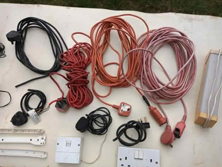 Photo of free Electrical wiring/adapters/bits and bobs (Blakenall WS3) #1