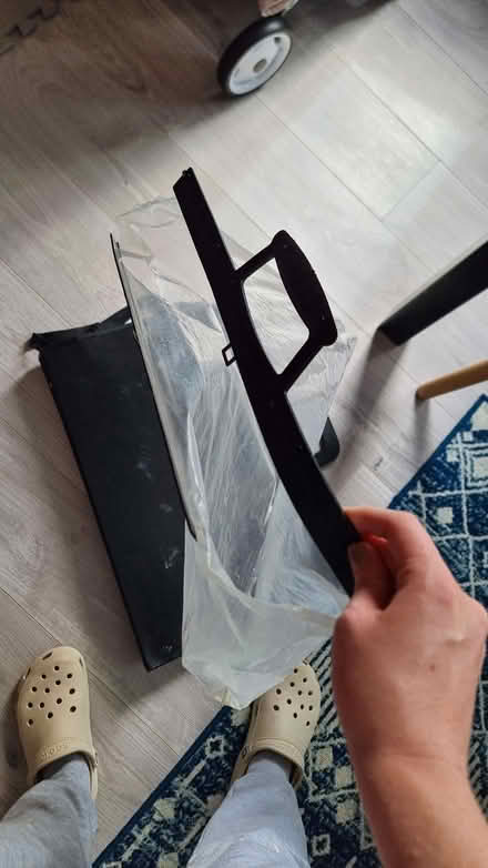 Photo of free Two large A3 folders (Scotstounhill G14) #3