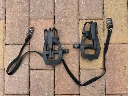 Photo of free Pair of bike pedals w/ toe clips (St. Leonards, BH24) #1