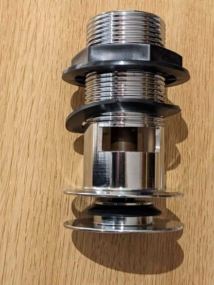 Photo of free 1½" Chrome brass large clicker basin waste, slotted tail (Fulwood S10) #1