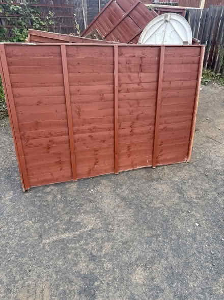 Photo of free Fence panels (B435pb) #1