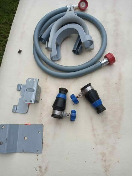 Photo of free Electrical wiring/adapters/bits and bobs (Blakenall WS3) #4