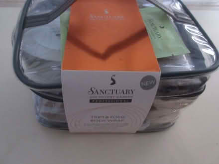 Photo of free Sanctuary Trim and Tone set (Woodley RG5) #1