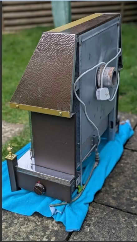 Photo of free Outset gas fire (Luton - LU4) #3