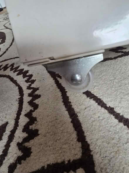 Photo of free Small metal filing unit (EN3) #3